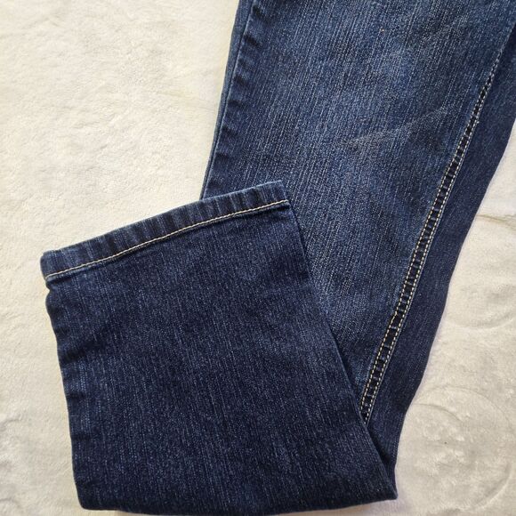 White House Black Market Womens Noir SZ 2 Med Wash Blue Low Rise Cropped Jeans - Picture 3 of 5